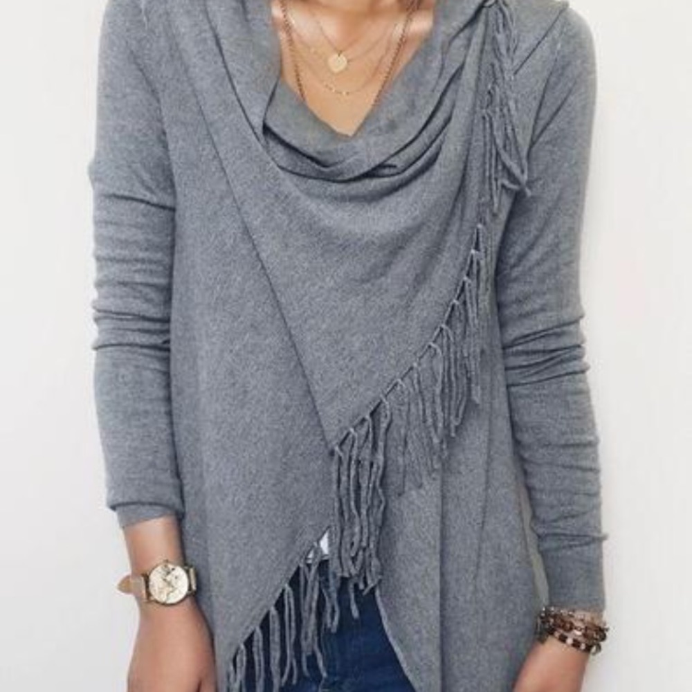 Traded------------Asymmetrical Tassel Knit Sweater
